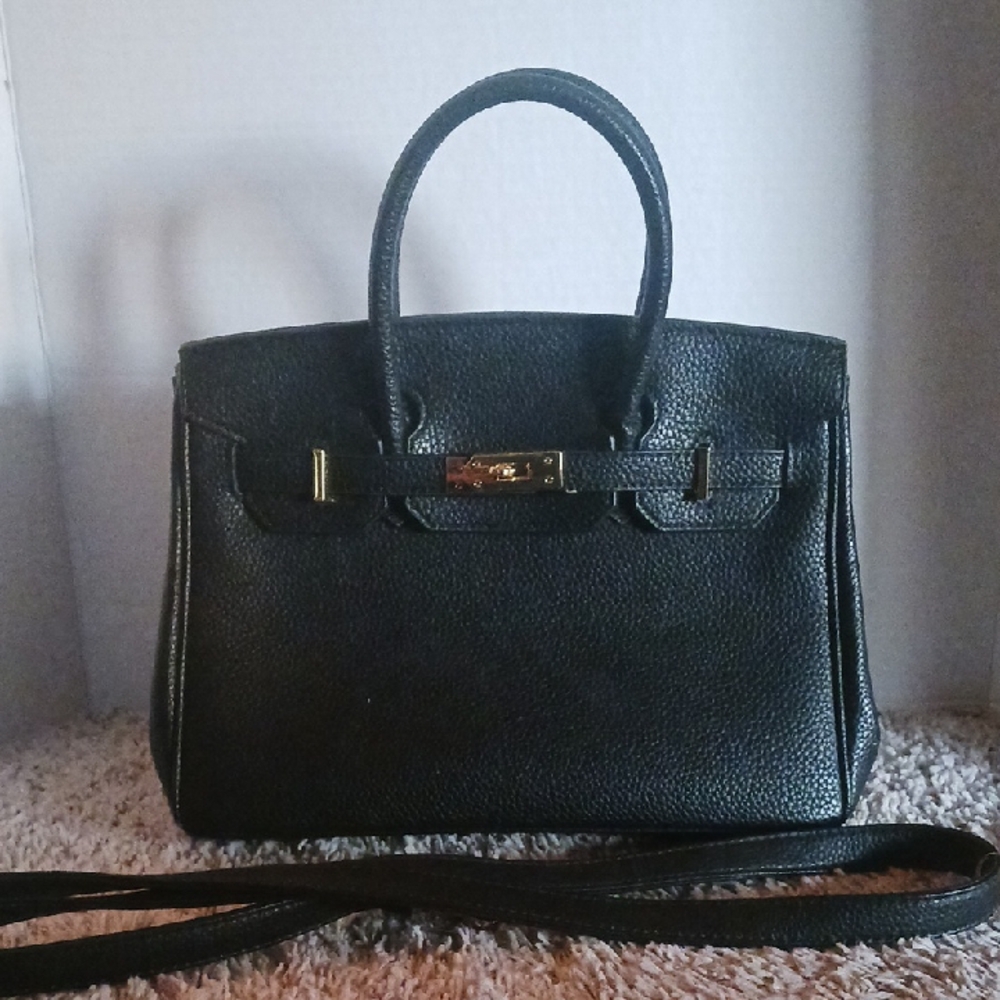 Elegant Black Handbag